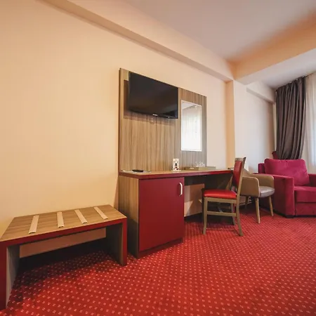 Marea Neagra Hotel 3*